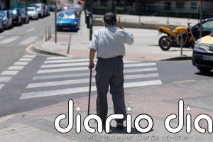 Un total de 271.556 personas están en lista de espera de dependencia, un 2,5% menos que hace un año