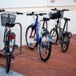 Una menor de 13 años sufre un traumatismo craneoencefálico y un mareo tras caerse de la bicicleta en Oropesa