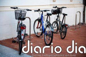 Una menor de 13 años sufre un traumatismo craneoencefálico y un mareo tras caerse de la bicicleta en Oropesa