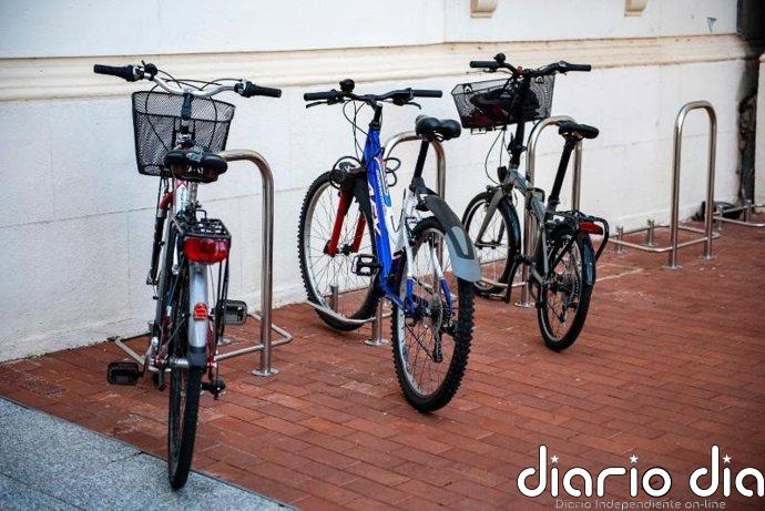 Una menor de 13 años sufre un traumatismo craneoencefálico y un mareo tras caerse de la bicicleta en Oropesa