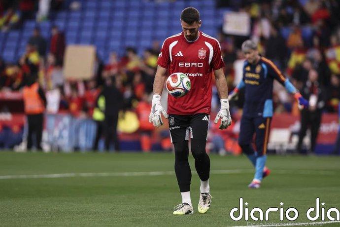 Unai Simón se refuerza como el '1' en el Mundial