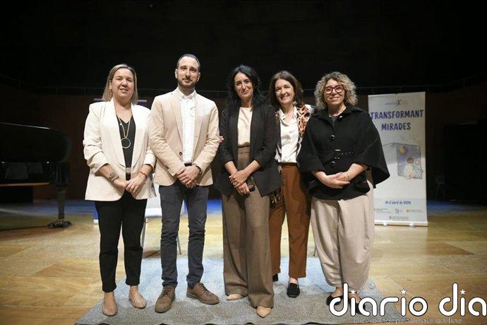 Unos 300 profesionales de la educación participan en una jornada sobre convivencia en centros educativos
