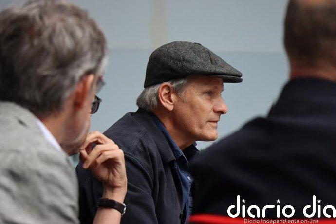 Viggo Mortensen elogia el poemario póstumo de Kevin Power en la Universidad de Sevilla