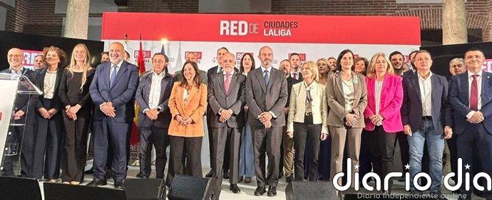 Vitoria-Gasteiz se integra en la alianza de ciudades de España para combatir el odio a través del fútbol