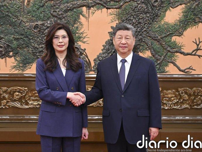 Xi Jinping recibe en Pekín a la líder de la oposición de Taiwán en un encuentro sin precedentes en diez años