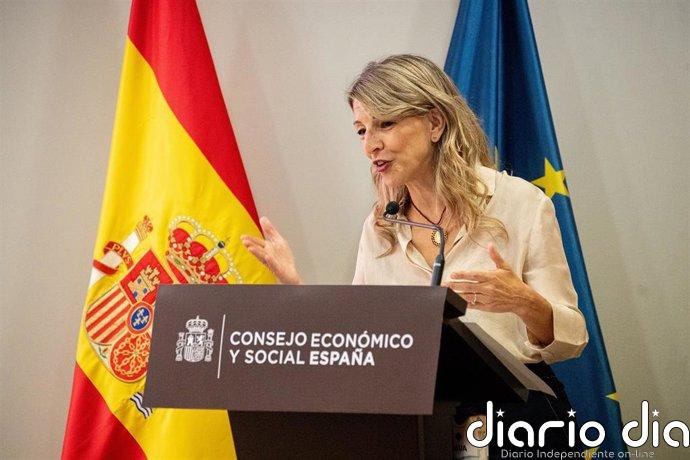 Yolanda Díaz avisa que "no hay nada más caro que la pobreza" y dice que combatirla "genera riqueza"