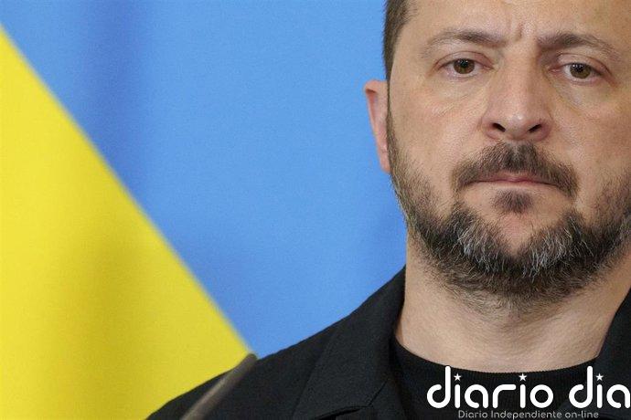 Zelenski felicita a Magyar por su "rotunda" victoria en las elecciones de Hungría