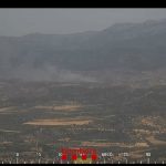 15 dotaciones de Bombers trabajan en un incendio de vegetación agrícola en Vinebre (Tarragona)