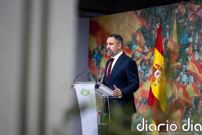 Abascal se congratula del "éxito" de Vox en Andalucía y pide a Juanma Moreno que "escuche" a sus votantes