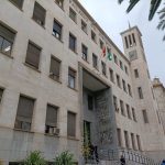 Absuelven de agresión sexual a un hombre condenado que empujó y metió a una menor en el cuarto de un hotel de Almería