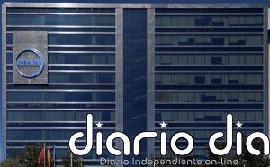 Acerinox cae casi un 4% tras ganar en el primer trimestre la mitad que en 2025 y recortar sus ventas un 11%