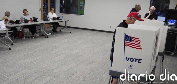 Acusados cuatro extranjeros por votar ilegalmente en EEUU y mentir en sus trámites de ciudadanía