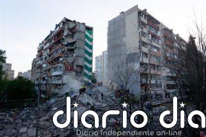 Al menos cinco heridos en un nuevo ataque masivo con misiles y drones rusos contra Kiev (Ucrania)