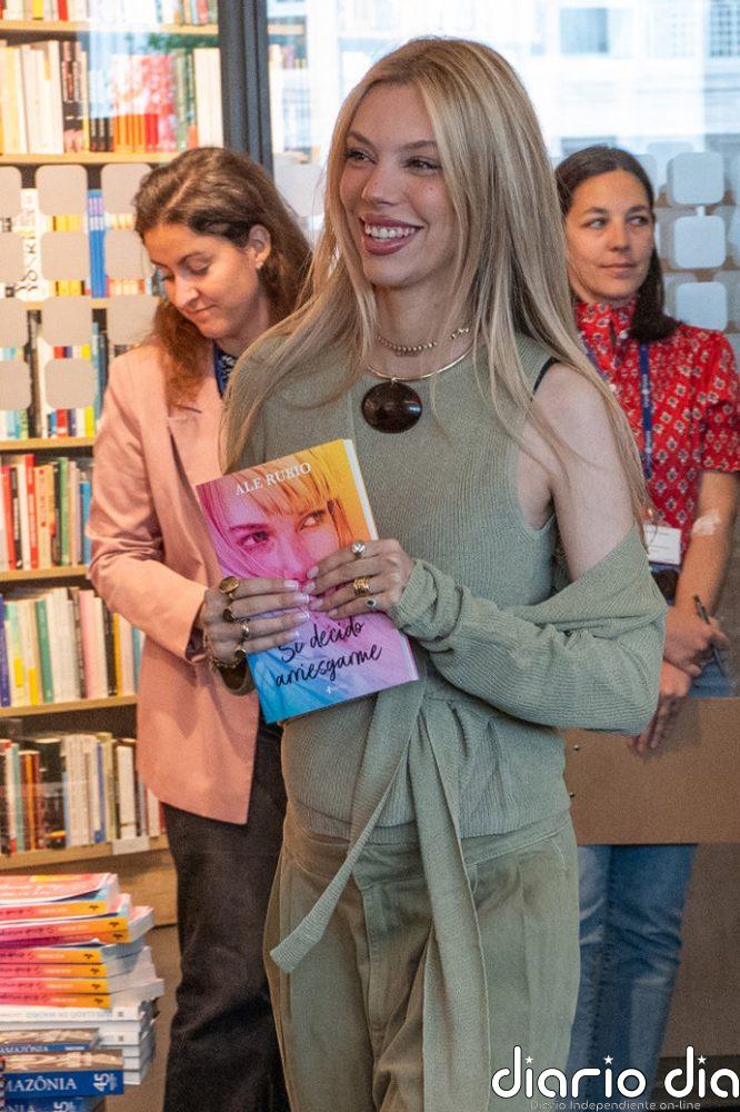 Alejandra Rubio, a corazón abierto en la presentación de su libro. De la ausencia de su madre, a sus planes de futuro