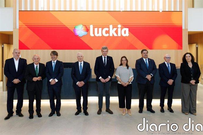 Alfonso Rueda reivindica la "responsabilidad y conciencia" de Luckia en la inauguración de su nueva sede en A Coruña