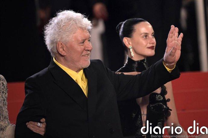 Almodóvar avisa en Cannes que "Europa nunca debe someterse a Trump": "Hay que ser escudo frente a estos monstruos"