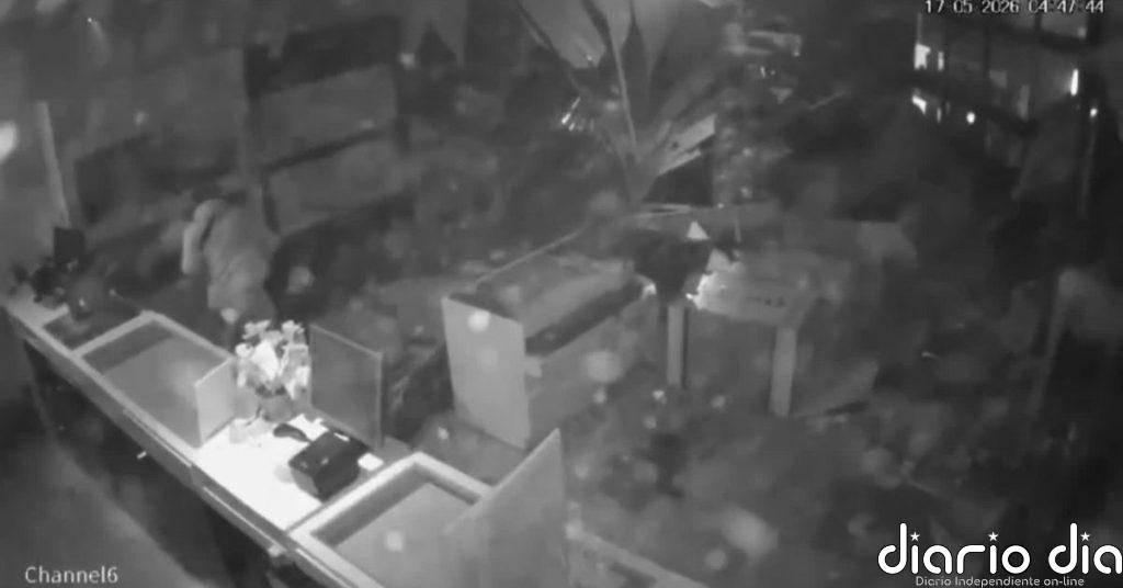 Alunizaje de película arrasa una joyería en minutos