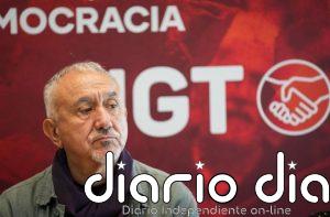 Álvarez (UGT) pide agotar la legislatura aunque la situación política sea "una cloaca insoportable"