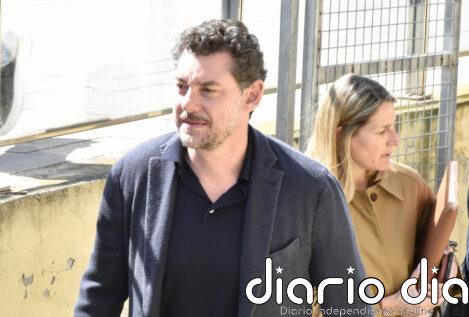 Andic aporta a la causa otra caída accidental del padre por una dolencia en las rodillas