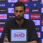 Arbeloa define el madridismo: "El Real Madrid se construyó con jugadores que acaban con la camiseta llena de sudor, de barro, de esfuerzo, de sacrificio y de constancia"
