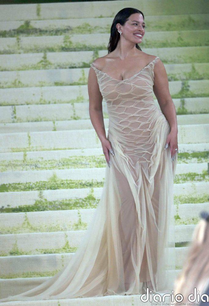 Ashley Graham redefine el 'no-make up make up' en la Met Gala 2026