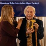 Ástrid Pérez resalta a Pepe Dámaso como ejemplo de artista universal sin dejar de ser "profundamente canario"