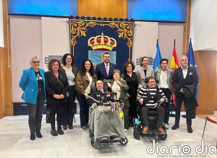Asturias facilita el acceso al máximo grado de dependencia para personas con ELA con ayudas de hasta 9.850 euros al mes