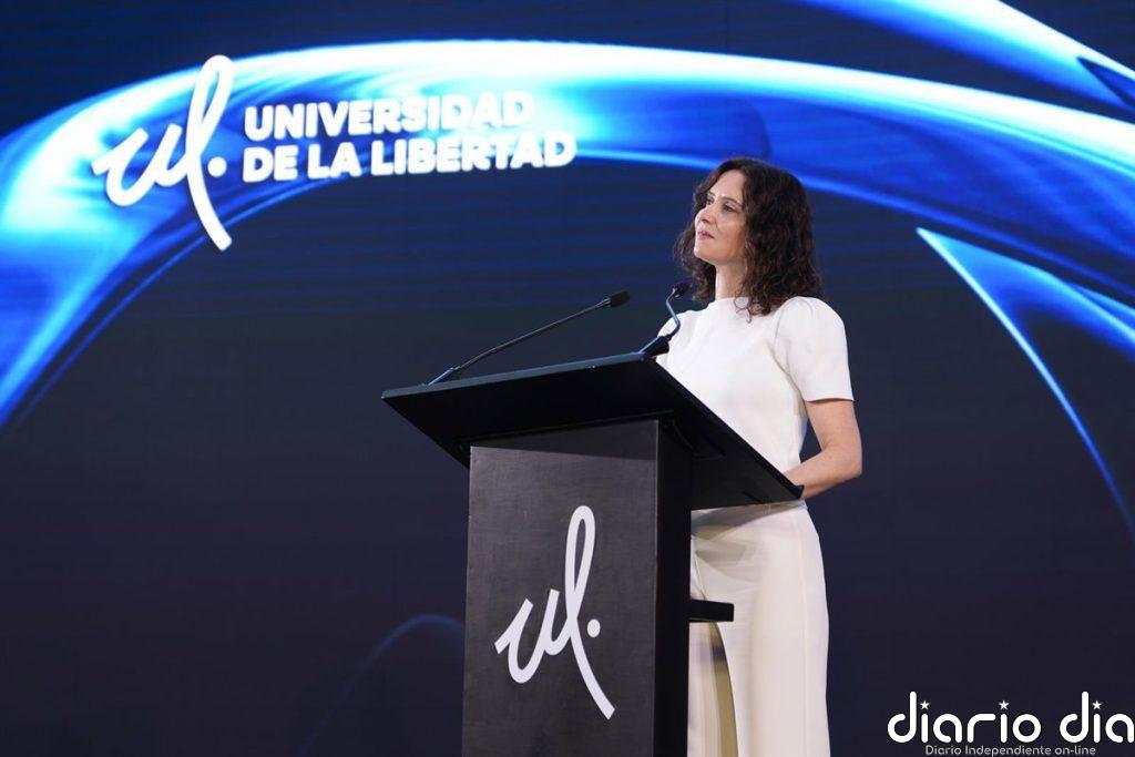 Ayuso acusa a Sheinbaum y al Gobierno de no garantizar su seguridad en México: "Hemos tenido que cortar y desaparecer"