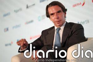 Aznar dice que 'El que pueda hacer que haga' cobra "más sentido que nunca" para salir de "esta situación insostenible"