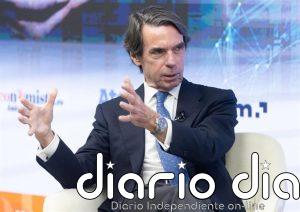 Aznar se lanza contra Vox: "Los que piden la expulsión masiva deberán explicar quién hará el trabajo de los inmigrantes"