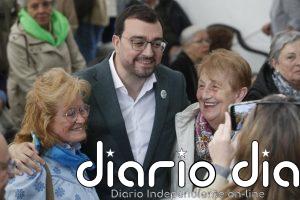 Barbón rechaza el "paternalismo" hacia los mayores y defiende su papel en el estado del bienestar