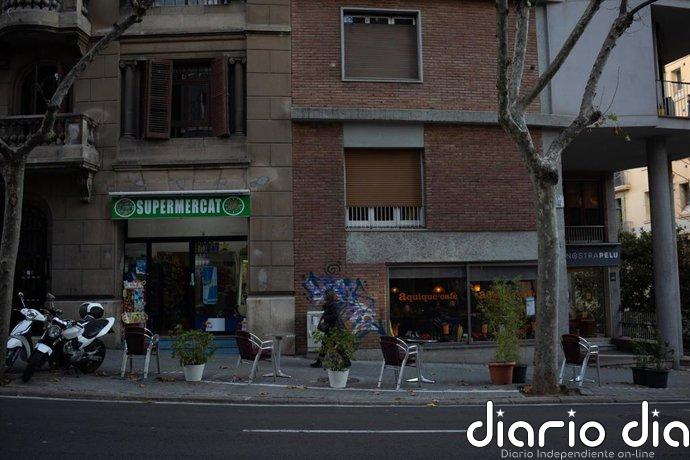 Barcelona suspende nuevas licencias de apertura de autoservicios que pueden abrir 24 horas