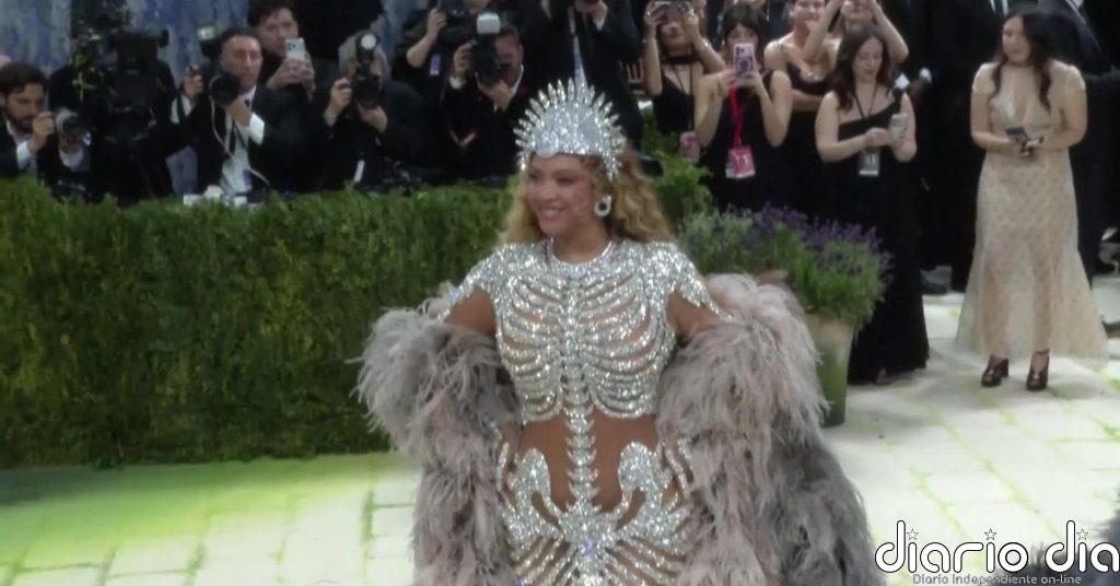 Beyoncé brilla en su regreso a la Met Gala