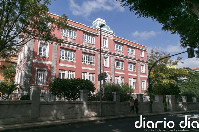 Canarias activa un circuito que facilita la acreditación clínica de dependencia extrema para enfermedades como el ELA