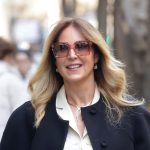 Carolina Molas, discreta y radiante, reaparece tras la boda sorpresa de su hija Alejandra Onieva con Jesse Williams