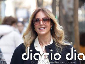 Carolina Molas, discreta y radiante, reaparece tras la boda sorpresa de su hija Alejandra Onieva con Jesse Williams