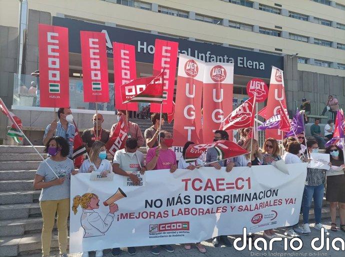Casi 30.000 TCAEs y técnicos especialistas, convocados a huelga en Andalucía este lunes por "incumplimiento" de acuerdos
