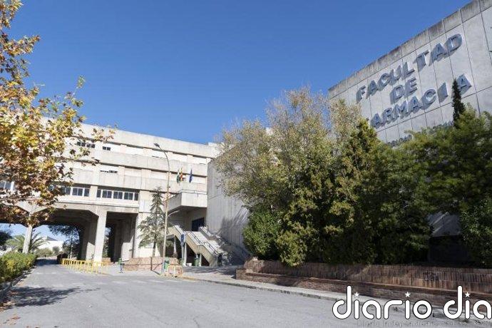 Casi 8.000 opositores se examinan este sábado en Granada para conseguir una plaza en la Administración del Estado
