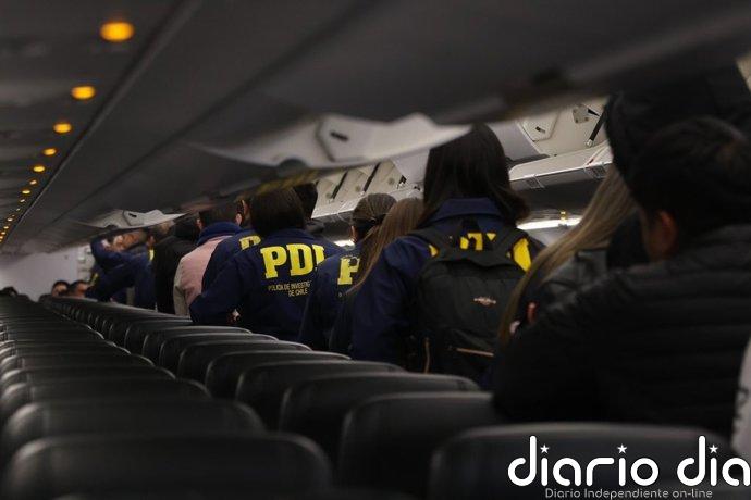 Chile expulsa a 80 migrantes en su tercer vuelo de deportación bajo el plan de Kast
