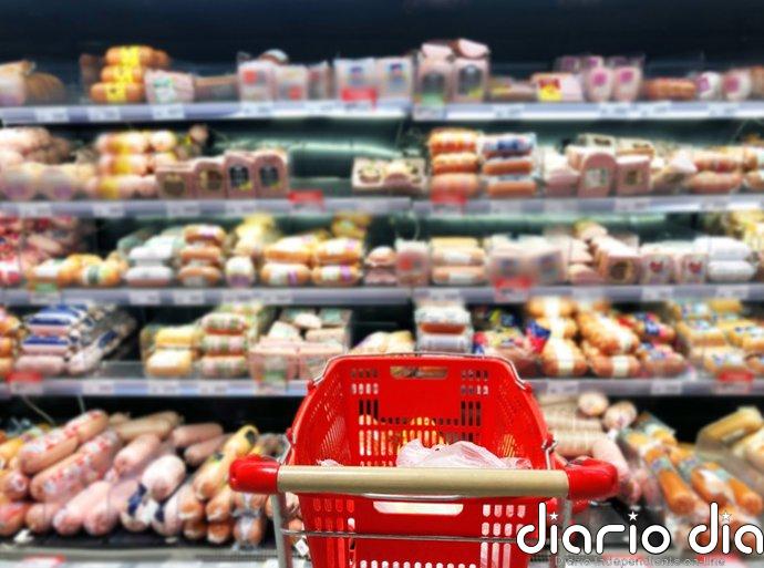 Conservantes alimentarios: un gran estudio asocia aditivos muy comunes con el riesgo de hipertensión