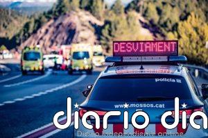 Cortada la AP-7 en Santa Margarida i Els Monjos (Barcelona) por el incendio de un camión