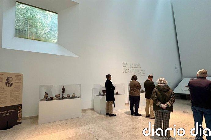 Cultura incorpora al Arqueológico el legado de Manuel Bayón, formado por 243 piezas de gran valor histórico y artístico