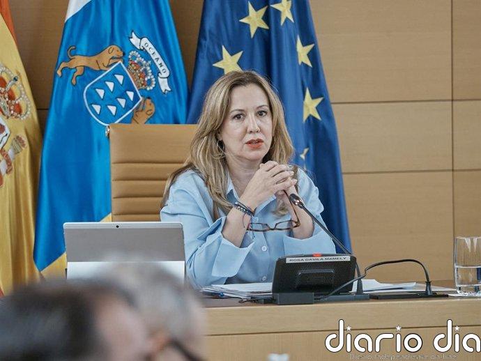 Dávila afea la "deslealtad" de García con Canarias: "Le importa un pepino lo que le ocurra a esta tierra"
