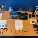 Desarticulada una organización itinerante dedicada a robar en viviendas por toda España con el "hilo de pegamento"