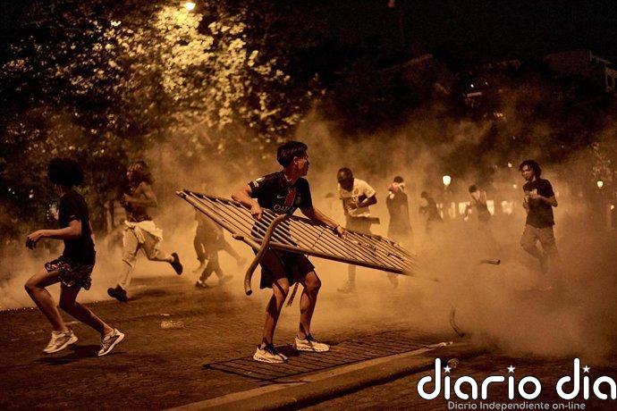Detenidas más de 400 personas durante los disturbios por la victoria del PSG en la Champions