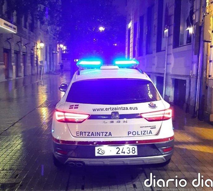 Detenidas tres personas en Vitoria tras una agresión con arma blanca a un varón en el Casco Viejo