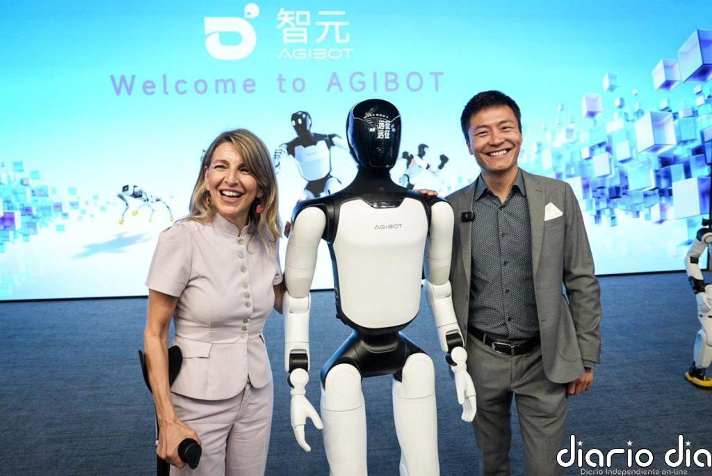 Díaz explora en China nuevas inversiones para España con las empresas AgiBot, Geely y SAIC Motor