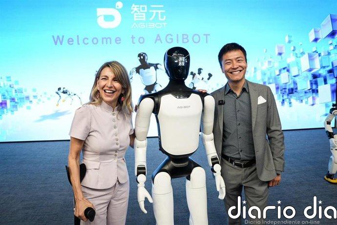 Díaz explora en China nuevas inversiones para España con las empresas asiáticas AgiBot, Geely y SAIC Motor