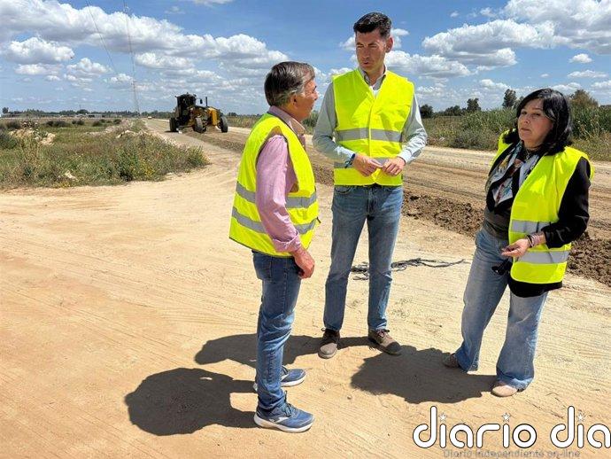 Diputación de Huelva actúa en 90 kilómetros de caminos del Rocío para garantizar la seguridad y su buen estado