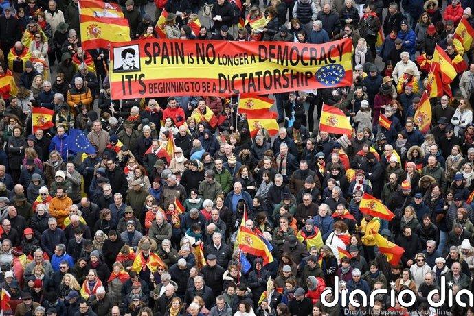 Dirigentes de PP y Vox apoyarán el sábado la marcha de Sociedad Civil Española para pedir la dimisión de Sánchez